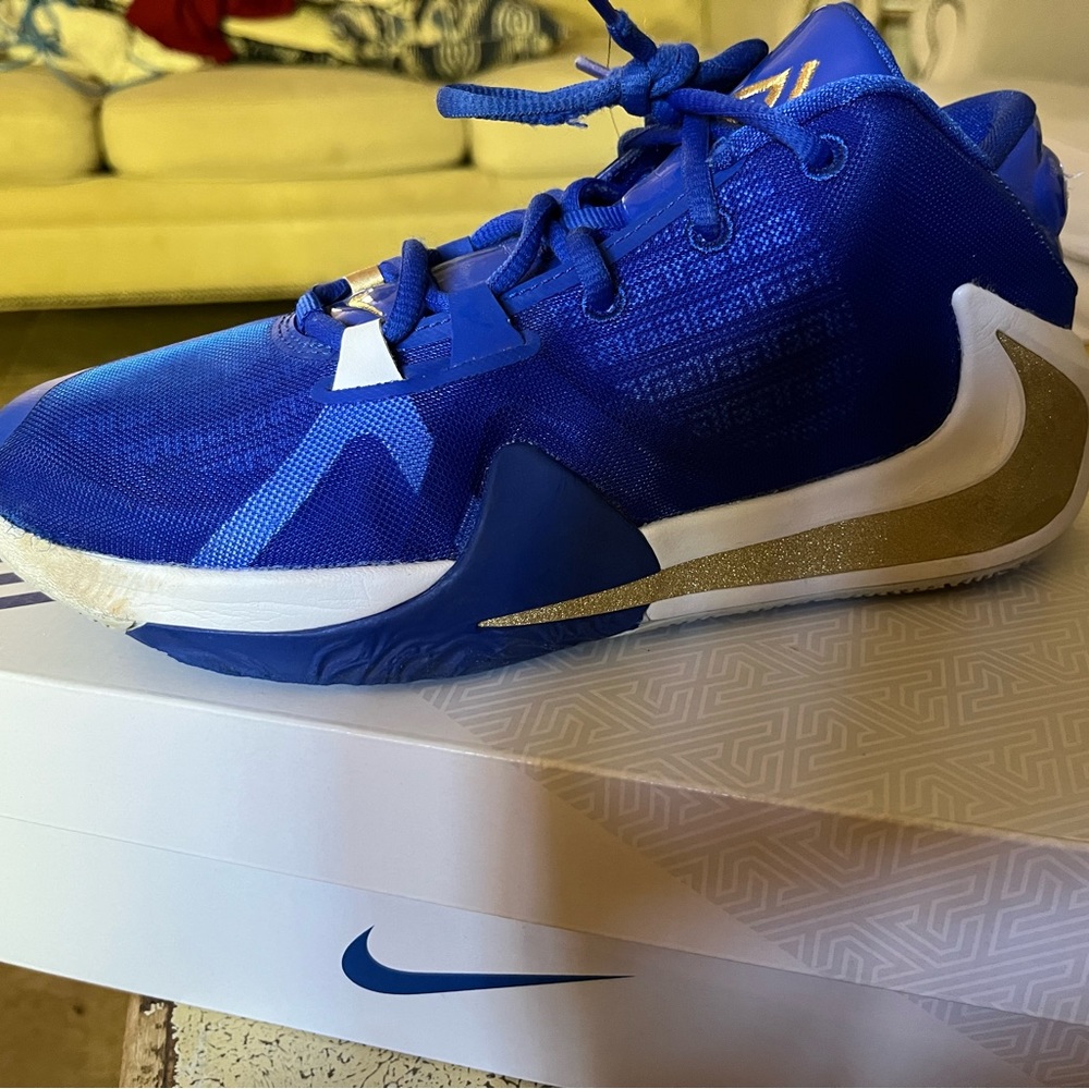 Greek Freel 1 basketball shoe size 6.5